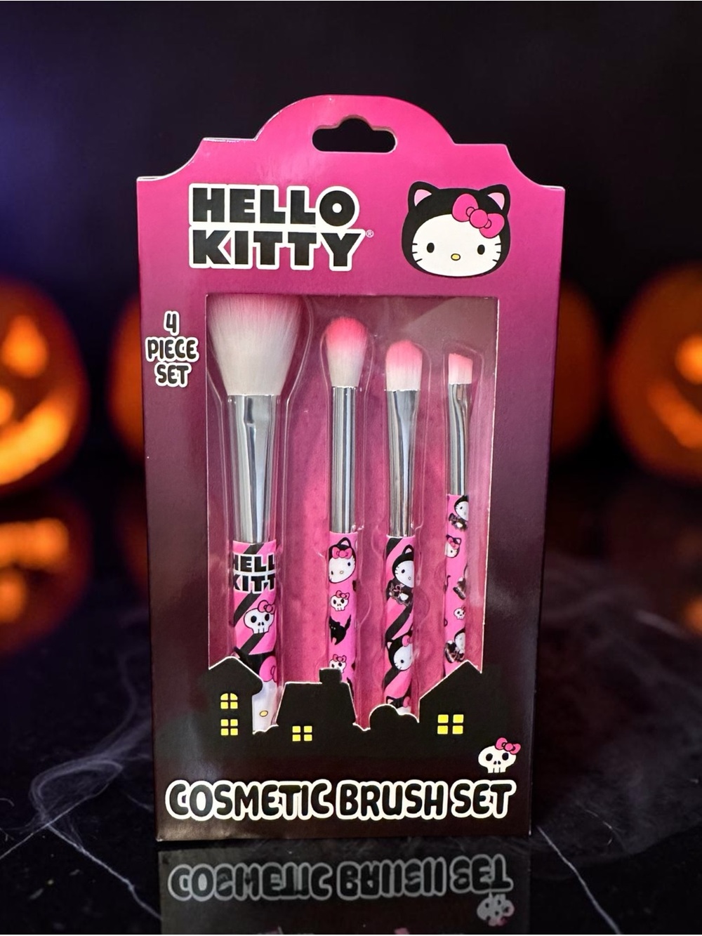 Hello Kitty Pink 4-Piece Halloween Makeup Brush Set